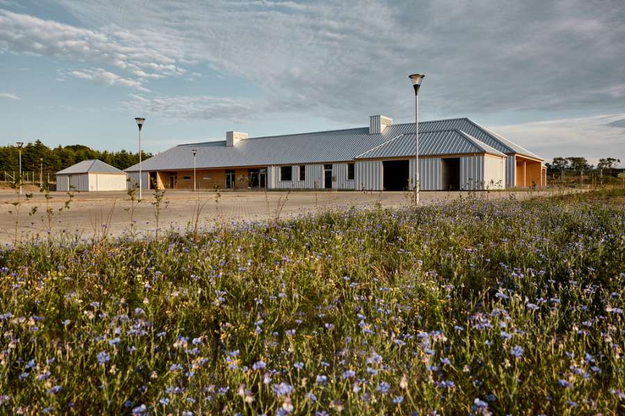 Jordbærmarkens pandeplader skaber landlig stemning og inspirerer til naturleg, Børnehuset Jordbærmarken, Rodskovvej 59, 8543 Hornslet